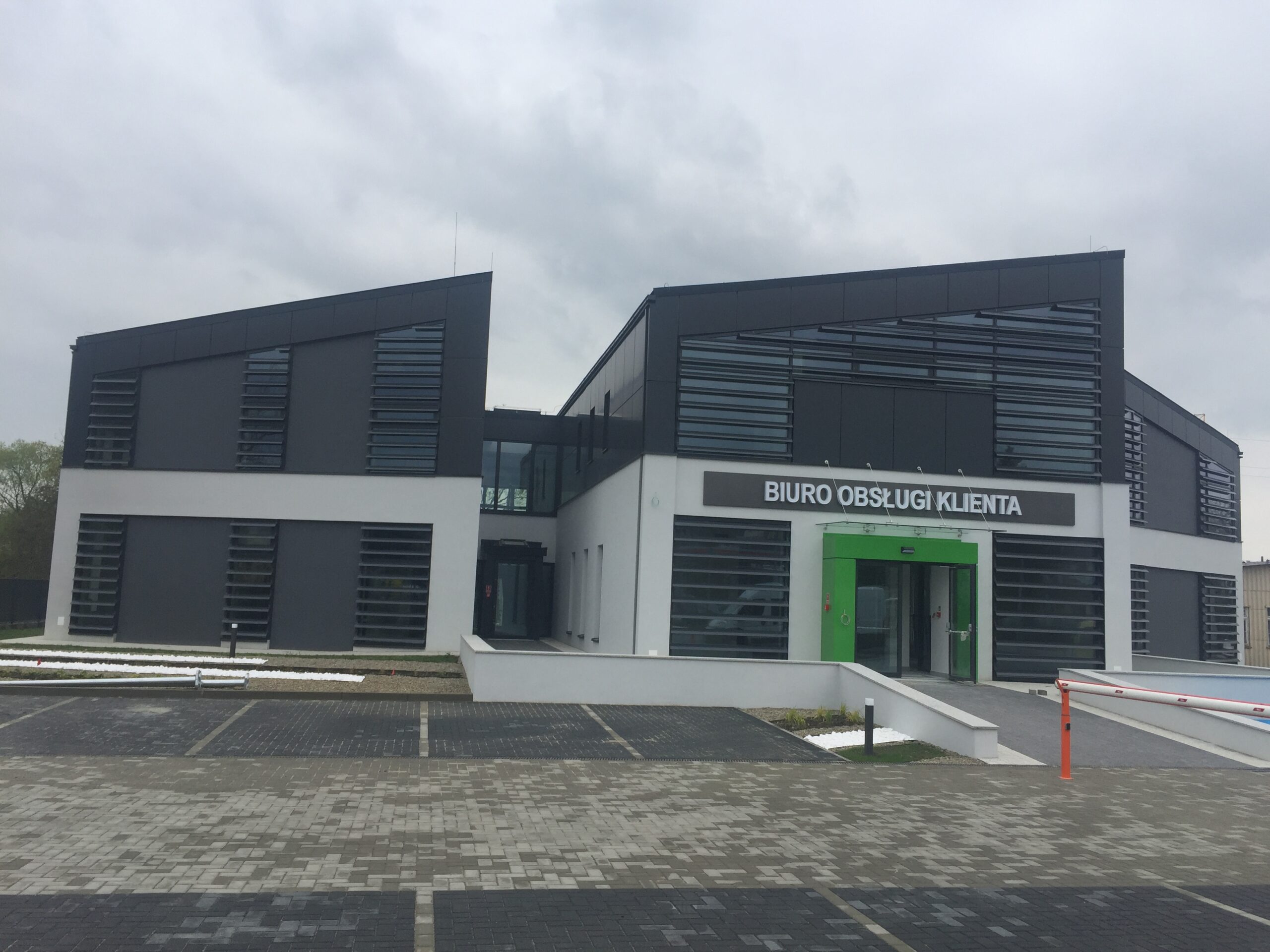 MPGK - Budynek biurowy z pozwoleniem na użytkowanie